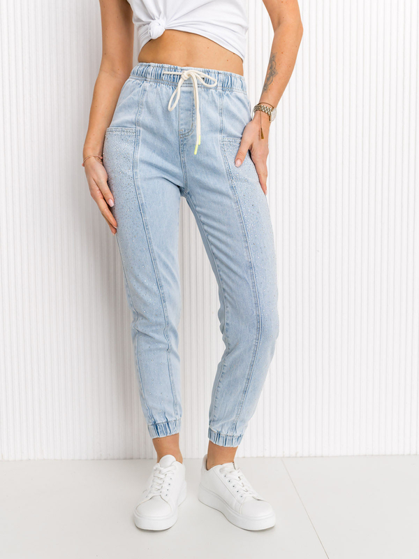 Blankytne modré dámske rifľové nohavice mom fit strihu s flitrami Bolf BF108